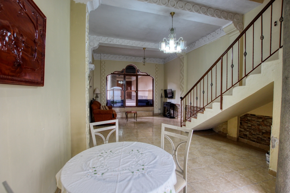 J121 – Bonita casa en Villas de Santiago