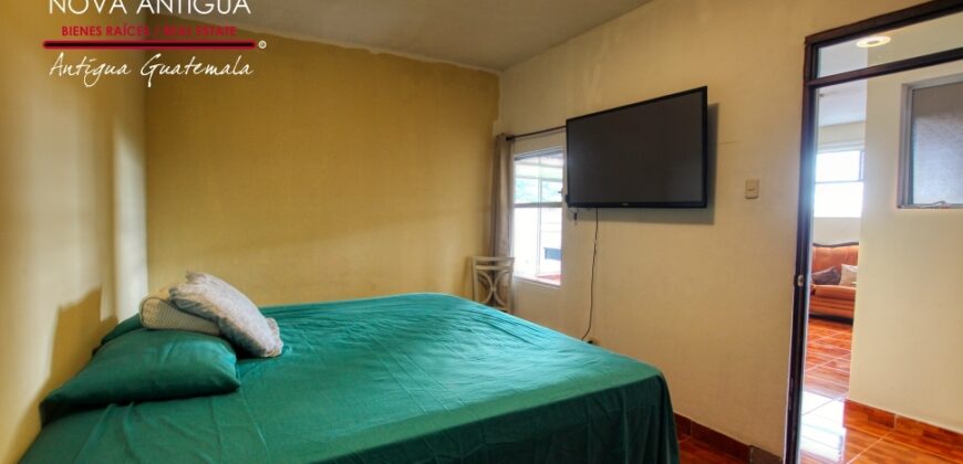 J121 – Nice house in Villas de Santiago