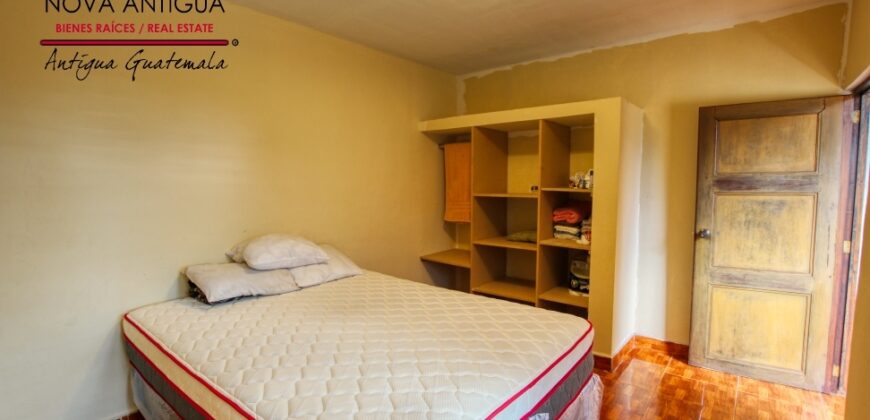 J121 – Bonita casa en Villas de Santiago