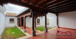 I71 – Hermosa casa de un nivel en San Pedro las Huertas