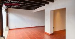 I71 – Hermosa casa de un nivel en San Pedro las Huertas
