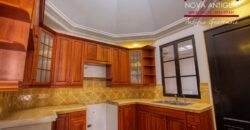 B139 -House For Rent 2 Bedrooms Unfurnished
