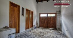 A4201 – Hermosa casa de un nivel en residencial