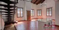 T42 – Loft within a residential area