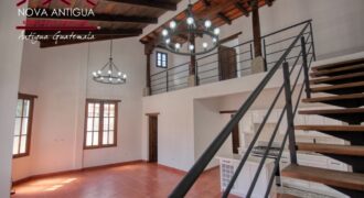 T42 – Loft de esquina en residencial