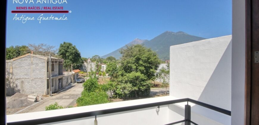 T42 – Loft de esquina en residencial