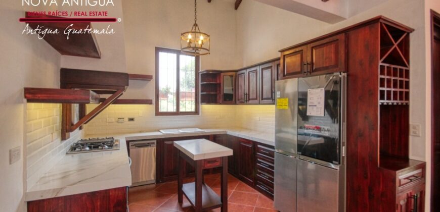 T43 – Hermosa casa en uno de los residenciales más desarrollados