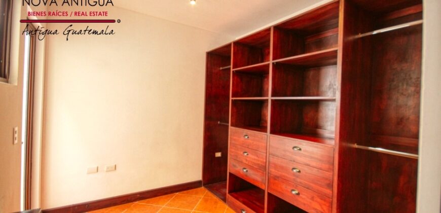 T43 – Hermosa casa en uno de los residenciales más desarrollados