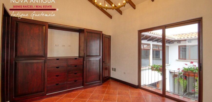 T43 – Hermosa casa en uno de los residenciales más desarrollados