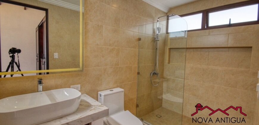 T43 – Beautiful house in Hacienda del Comendador