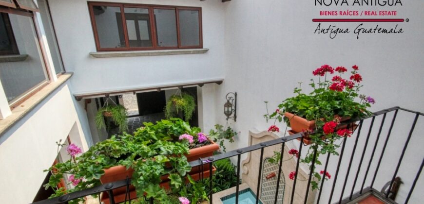 T43 – Beautiful house in Hacienda del Comendador