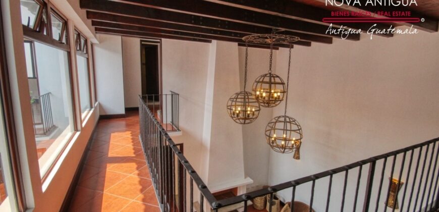 T43 – Hermosa casa en uno de los residenciales más desarrollados