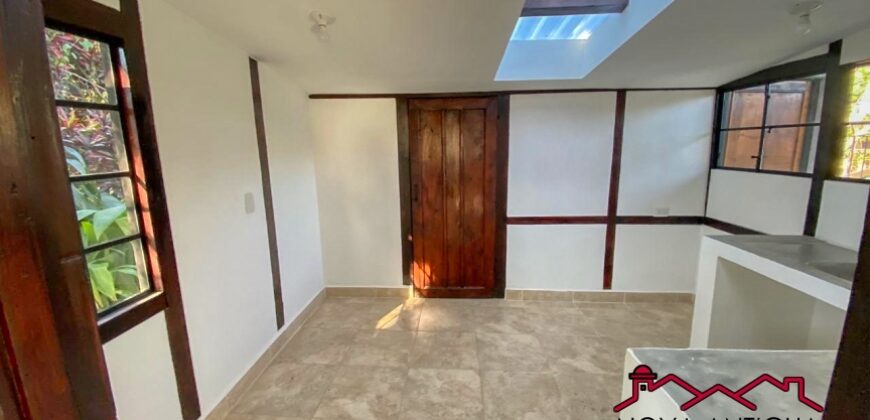 A4204 – Unfurnished apartment in Antigua Guatemala