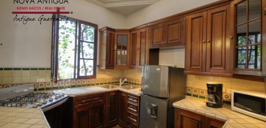 A4200 – Apartamento cercano al mercado de Antigua