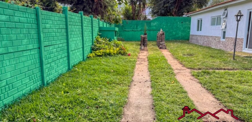 H107 – Unfurnished house in residential