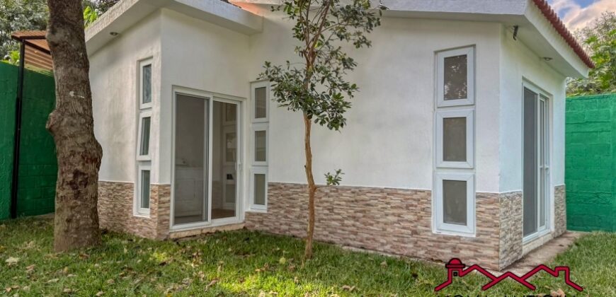 H107 – Casa sin muebles en residencial