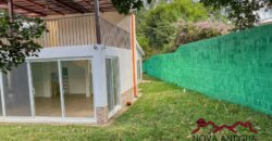 H107 – Casa sin muebles en residencial