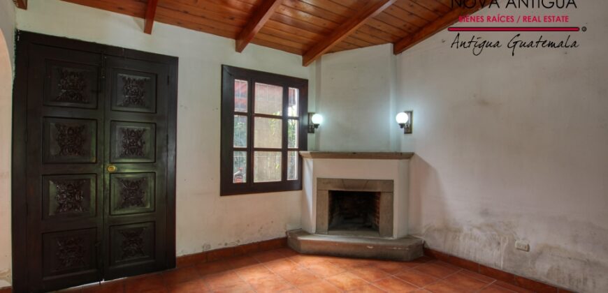 I300 – Casa de un nivel con jardin