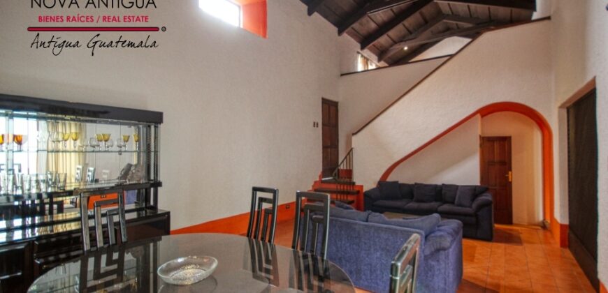 A4210 – Apartment for rent in exclusive residential