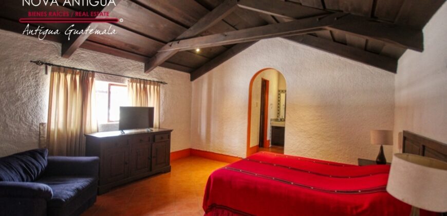 A4210 – Apartment for rent in exclusive residential