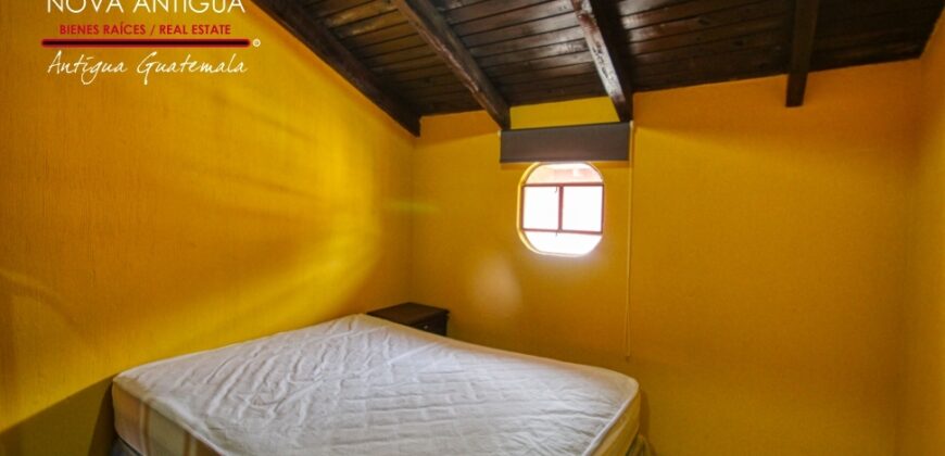 A4209 – Furnished apartment in the Escuela de Cristo area