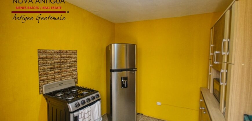 A4209 – Apartamento amueblado en el area de Escuela de Cristo