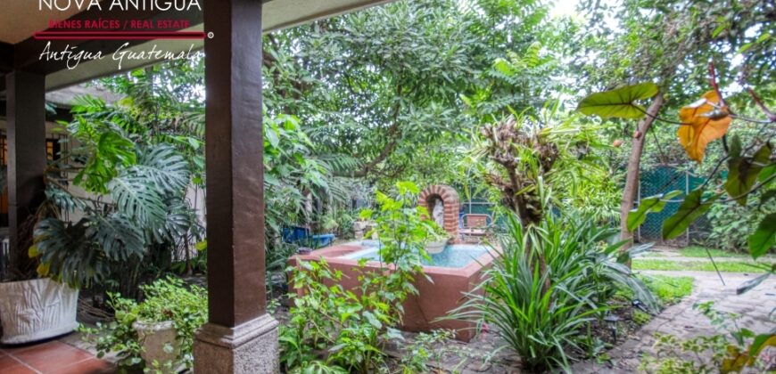 A4213 – Beautiful property minutes from the Central Park