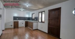 I476 – Apartameto sin muebles en condominio