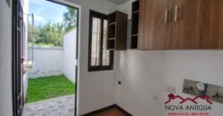 I476 – Unfurnished apartment in condominium