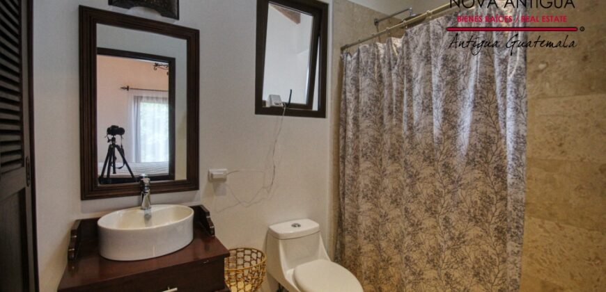 I477 – Bonita casa amueblada