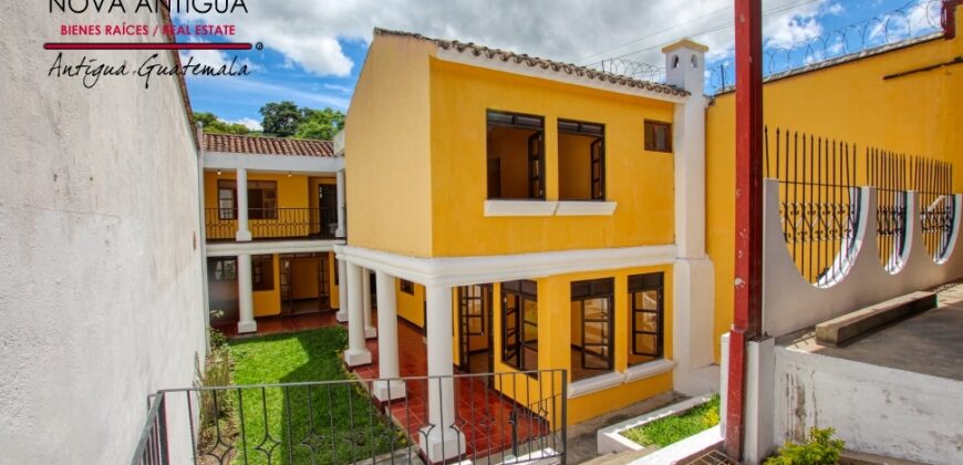 G259 – House for housing or commercial use, main road to San Felipe de Jesús