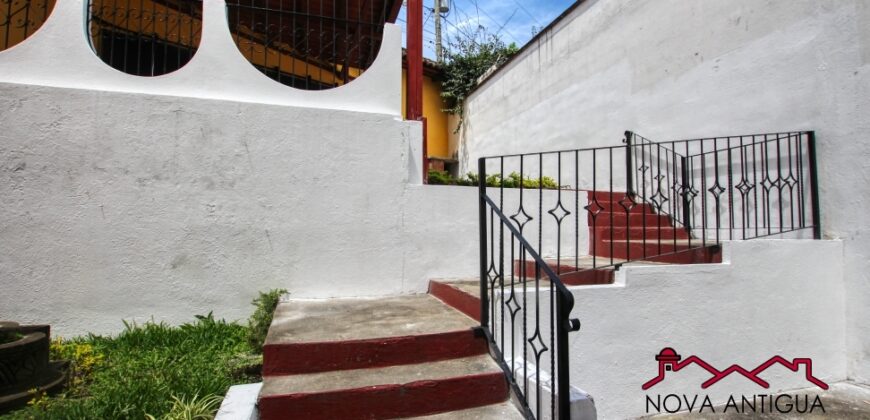 G259 – House for housing or commercial use, main road to San Felipe de Jesús