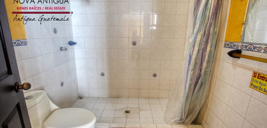 G259 – Casa para vivienda o uso comercial, vía principal a San Felipe de Jesús