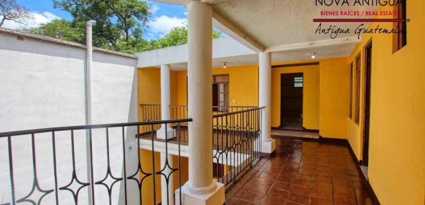 G259 – House for housing or commercial use, main road to San Felipe de Jesús