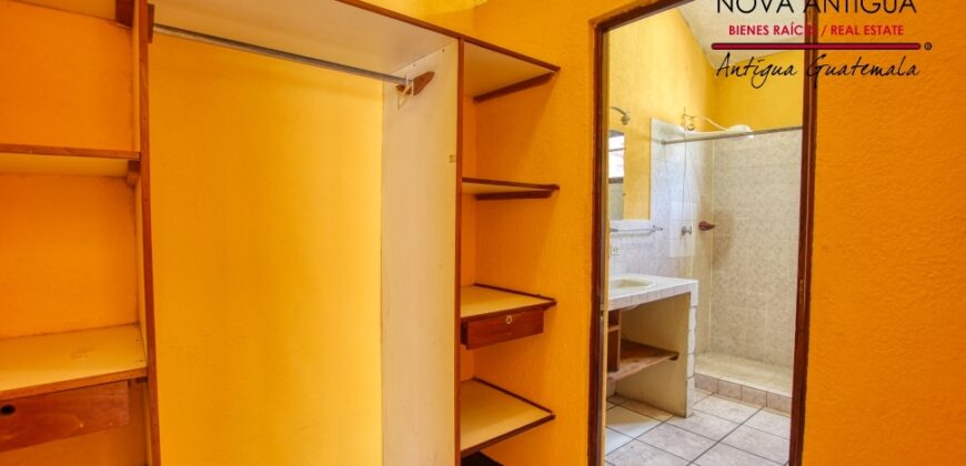 G259 – House for housing or commercial use, main road to San Felipe de Jesús