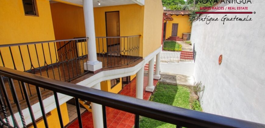 G259 – House for housing or commercial use, main road to San Felipe de Jesús