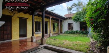 C4017 – Unfurnished house with large garden