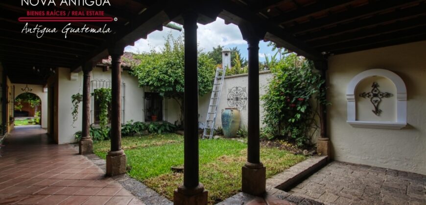 C4017 – Unfurnished house with large garden