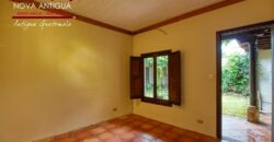 C4017 – Unfurnished house with large garden