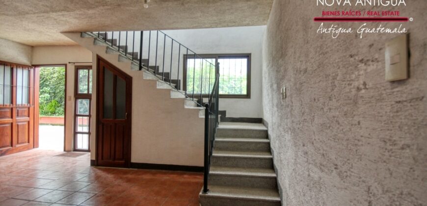 Q225 –  Apartment for rent without furniture