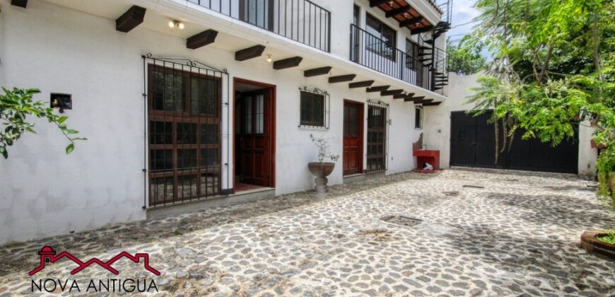 Q225 –  Apartment for rent without furniture