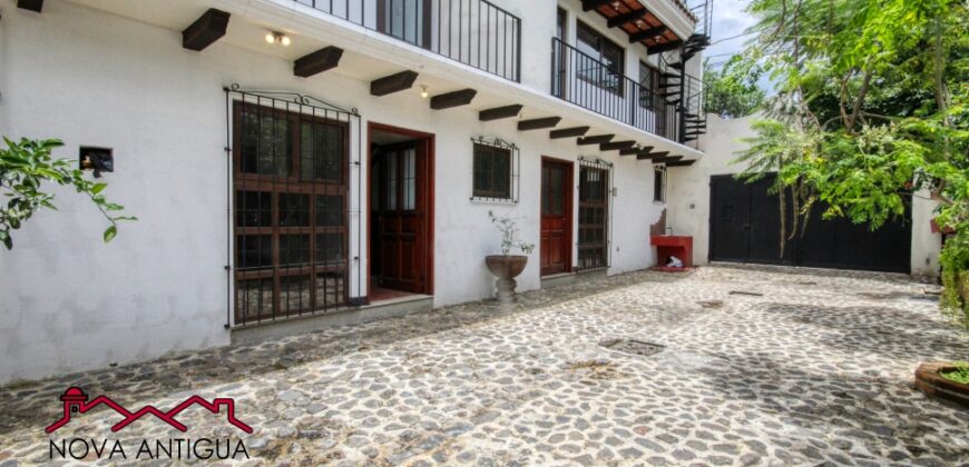 Q225 – Apartamento en renta en el area de San Juan del Obispo