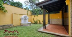 Q33 – Casa en el area de San Juan del Obispo