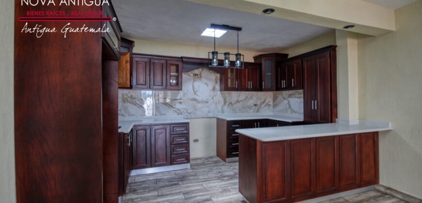 SML06 – Apartamento Sto. Tomás Milpas Altas, Sacatepéquez