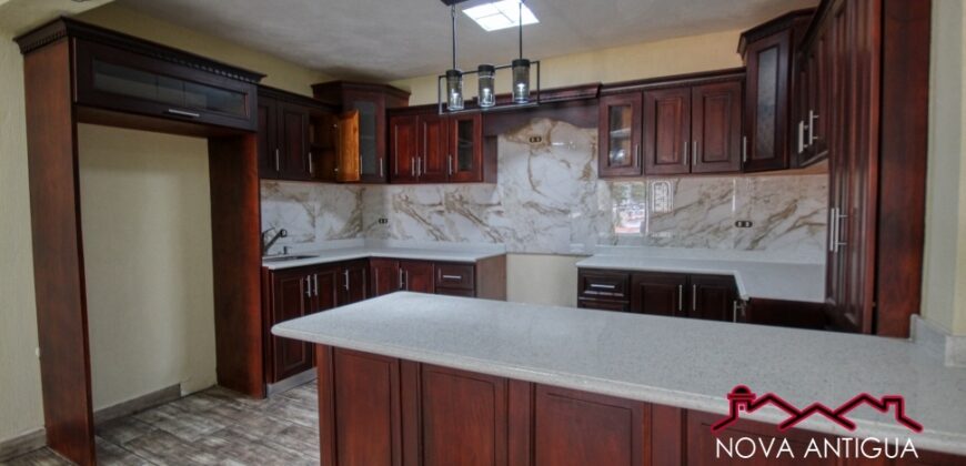 SML06 – Sto. Tomás Milpas Altas Apartment, Sacatepéquez