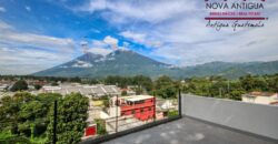 J528 – House for sale in Villas de Santiago