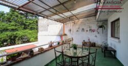 J529 – Nice house in Villas de Santiago