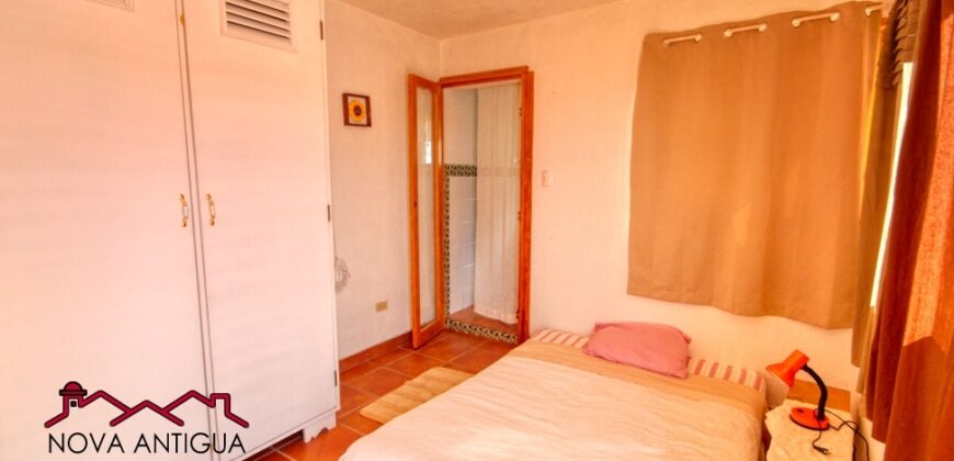 J529 – Bonita casa en Villas de Santiago