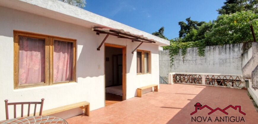 J529 – Bonita casa en Villas de Santiago