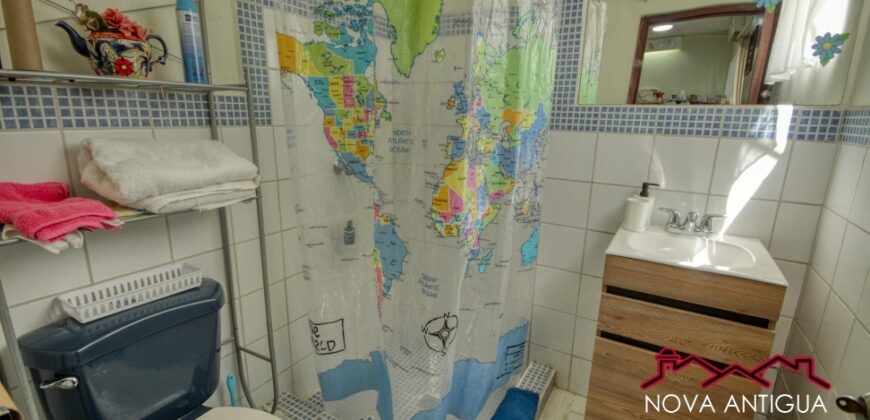 J529 – Bonita casa en Villas de Santiago